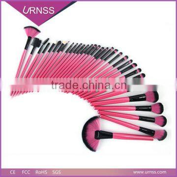 Wholesale soft hair 24 pieces makeup brushes kit set from