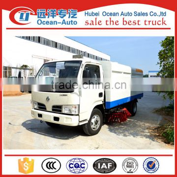 dongfeng vacuum street sweeper truck for cleaning road