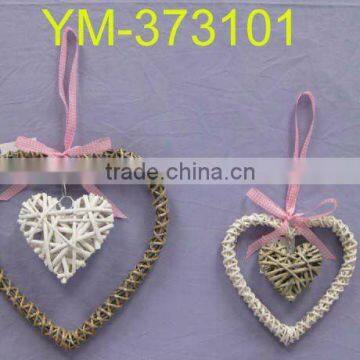Christmas outdoor willow heart decorations.