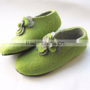 Best Selling Handmade Flower Eco-friendly Felt Slippers