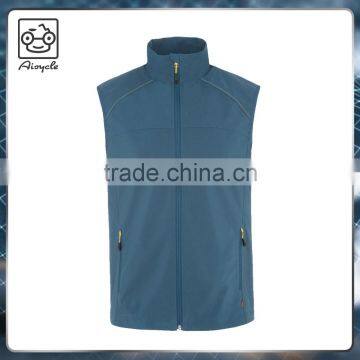 Cheap mens comfortable breathable sleeveless softshell jacket