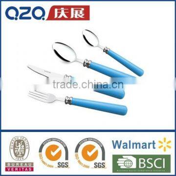 cutlery with plastic handle T017