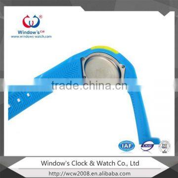 Factory Multifuntional Fashion Sport LCD Digital Analog Watch photo-5