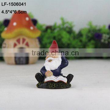 Resin miniature gnome statue home decor