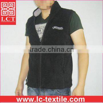 2015 European popular cheap promotional uniform hooded wholesale fleece vest with your own brand embroidered(LCTU0051)