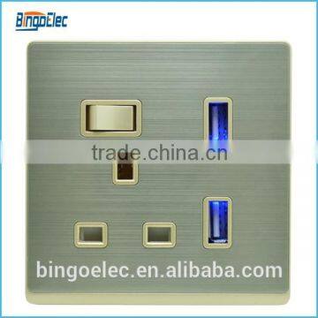 British Standard 3pin 13A Switch With Double Usb Electrical Socket