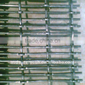 Woven wire mesh roll