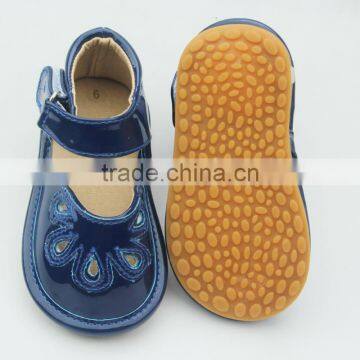 Wholesale Handmade Kids Shoes With Sound Shoes for Children photo-5