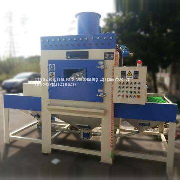 Conveying type automatic sand blasting machine
