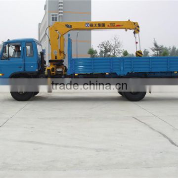 Dongfeng 5 tons truck crane