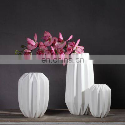 Wholesale Modern Porcelain White Ceramic & Flower Decoration Centerpiece Vase Origami Art Design White Matte Vase photo-4