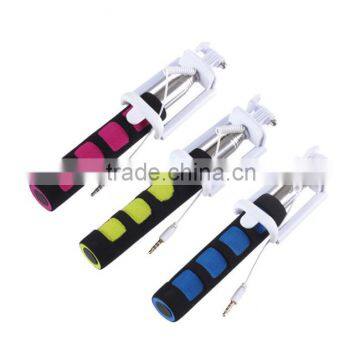 2015 new style smartpone selfie stick with wired controlled