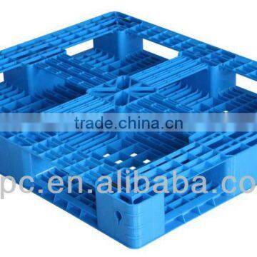 grid crisscross plastic pallet