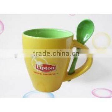 bone china mug with spoon