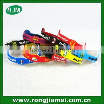 2014 silicone world cup wristband with hologram