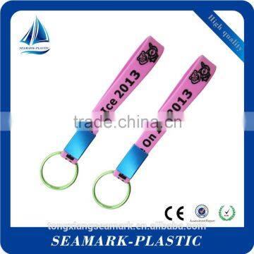 High Qualiry Promotional Keyring Plastic Silicone Band Keychain photo-2