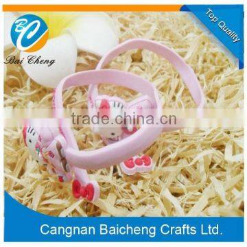 Custom Rubber Keychain for Promotion in China as Minority Look for National Sign and Symbol photo-5