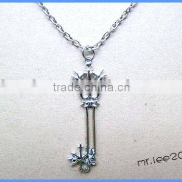 Kindom Hearts Sora Roxas Keyblade/Key Blade Oathkeeper Pendant Charm Necklace