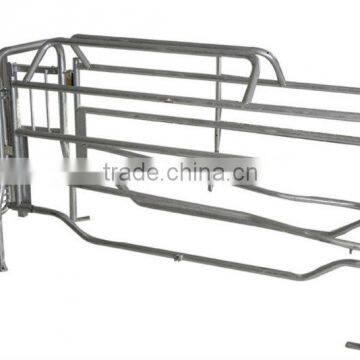 electro galvanized or PVC coated pig crate