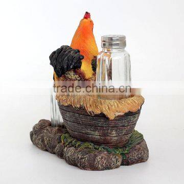 Resin Souvenir With Hens and Roosters photo-4