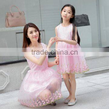 High quality mom and daughter dress lace embroidery princess tutu dress