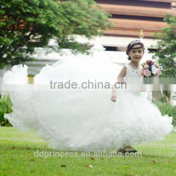 high quality lovely lace flower girl dress for wedding trailing white wedding gown