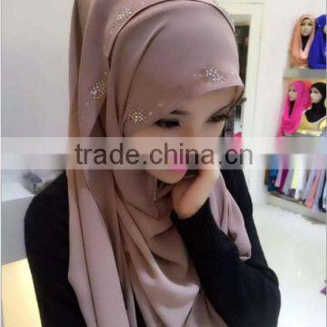 Factory Direct Sales of the New Muslim Scarf Hui Chiffon Long Paragraph Hot Drill Pure Color Convenient Paragraph Head Scarf photo-4