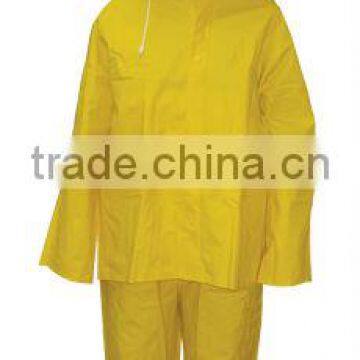 pvc/polyester raincoat