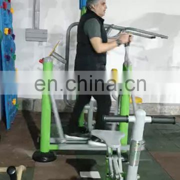 Taiji Cloud Hand With Outdoor Fitness Equipment