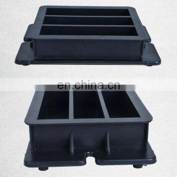 Factory Directly Supply 40x40x160mm Three Gang Plastic Prism Mould For Cement Mortars photo-3