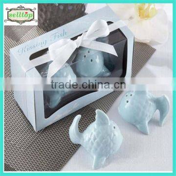 Cheaper Kissing Fish ceramic wedding favors wholesale