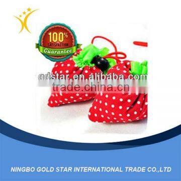 Custom Polyester strawberry shape foldable shopping bag