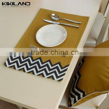 PVC yellow Zig Zag anti oil placemat