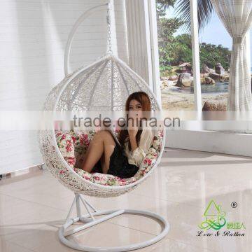 Swinging Chairs Indoor photo-3