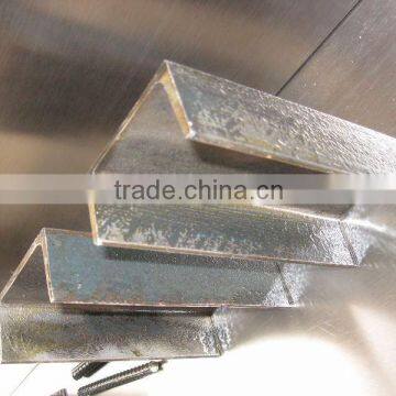 HOT ROLLED CHANNEL STEEL BAR