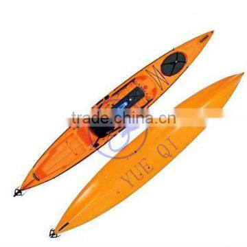 kayak by rotational moulding