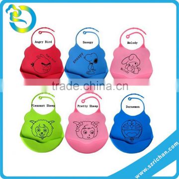 Customized logo Eco-friendly Soft FDA silicone rubber bibs for baby