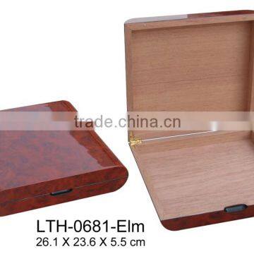 Portable Elm finish wooden box cigar humidor box