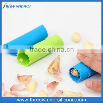 Food grade fruits and vegetables custom roller silicone garlic peeler