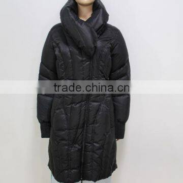 2015 Latest Hight Quality Padded Women Outdoor Down Jacket for Winter