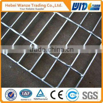 (TUV certificated) serrated steel bar grates/skidproof stainless steel bar grates/floorway drainage trench channels grates