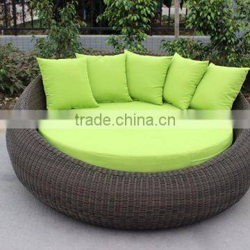 Outdoor Furniture Soft Rattan Bed photo-2