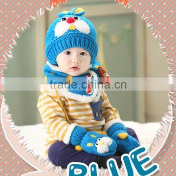 TC13004 Latest Fashion Baby Knitted Beanie Hat With Winter Warmed Scarf and String Mittens photo-6
