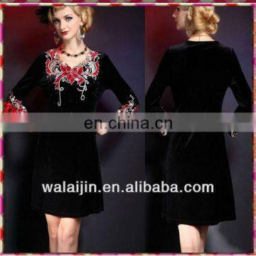 Elegant office ladies embroidred velvet dress