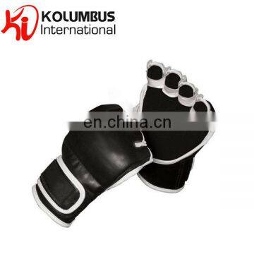 MMA Grappling Gloves In Leather, Black MMA Gloves