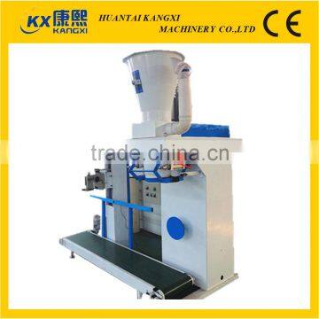 Pellet packing machine