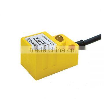 Compact rectangular 25 mmsq / DC 10-30V / DC-2 wire / Sensing Distance 7mm / DA-2507D / Inductive Proximity Sensors