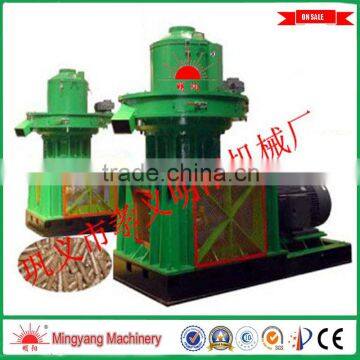 Hot sell 1500kg per hour timber ring die pellet mill with circular mould