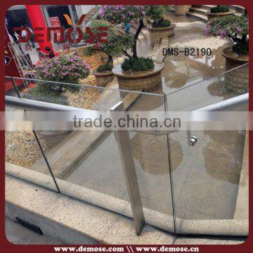 tempered glass decorative hand railing for balcony and galvanized steel pipe guangdong