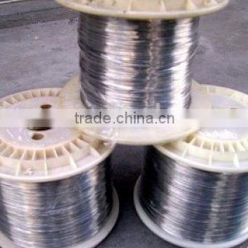 Extremely pure tantalum wire for capacitors